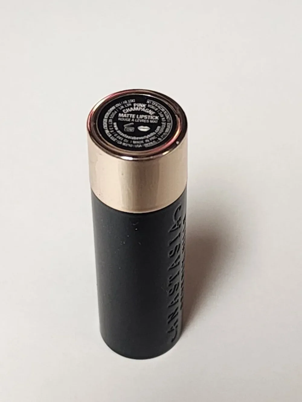 Anastasia Beverly Hills photo sample